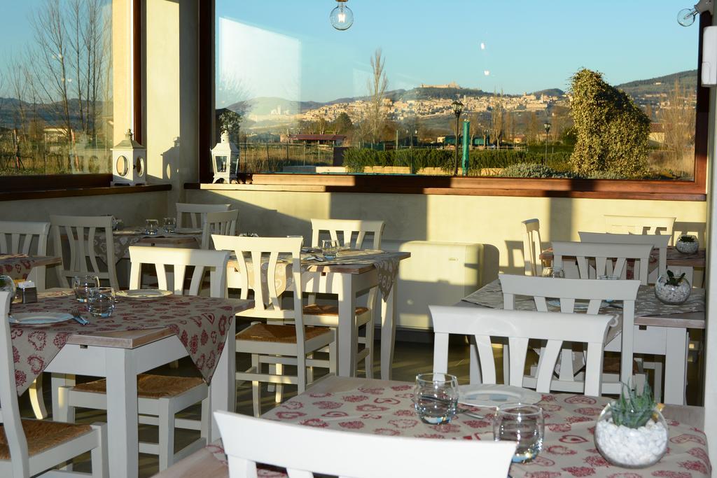 Il Fienile Di Assisi Vila Exterior foto
